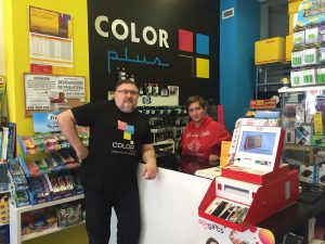 Entrevista a Francisco Jesús Gil Sorolla Responsable de la Tienda Color Plus Plaza Roma